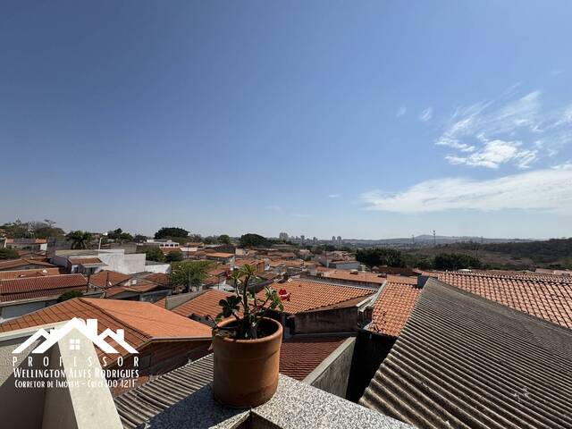 Sobrado para Venda em Limeira - 2