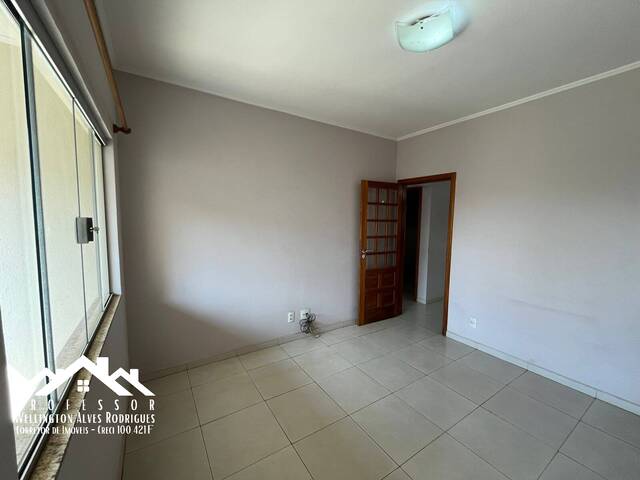 #1213 - Casa para Venda em Limeira - SP - 3