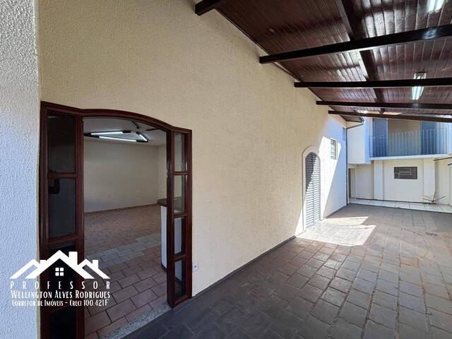 #1398 - Casa para Venda em Limeira - SP - 2